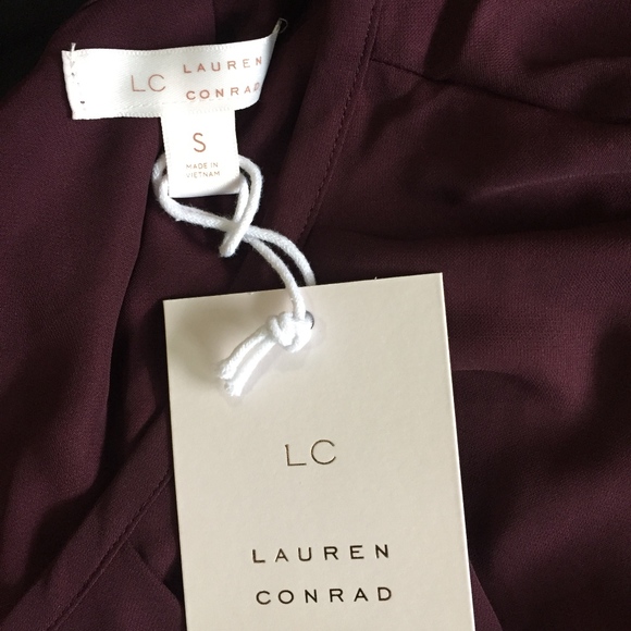 Lauren Conrad BNWT Burgundy Tie Back Lace Blouse S - Picture 6 of 10